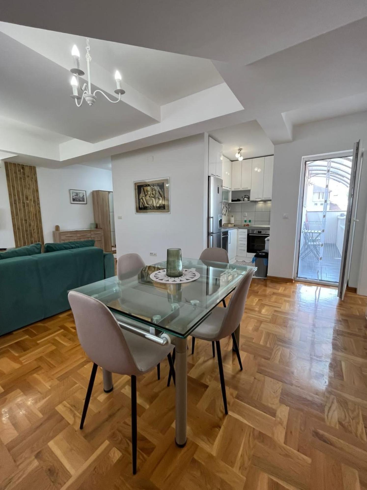Apartman Mia Centar Kruševac المظهر الخارجي الصورة